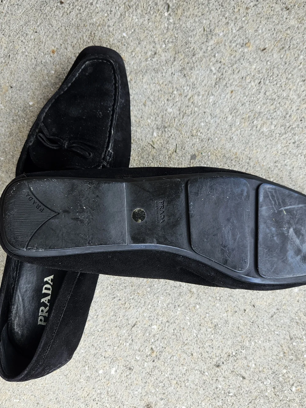Prada Driving Loafers Women Black Suede Bow Logo Moccasins Flats 9.5 Pre-owned
